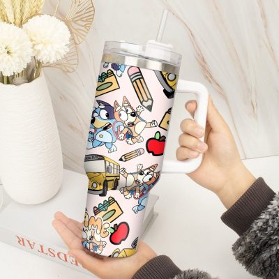 the-family-bluey-cartoon-custom-stanley-quencher-40oz-stainless-steel-tumbler-with-handle-jncoq.jpg