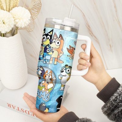 the-family-bluey-cartoon-custom-stanley-quencher-40oz-stainless-steel-tumbler-with-handle-yz9ri.jpg