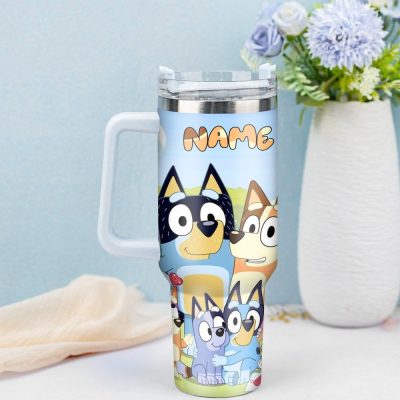 the-family-bluey-cartoon-custom-stanley-quencher-40oz-stainless-steel-tumbler-with-handle-zrk7p.jpg