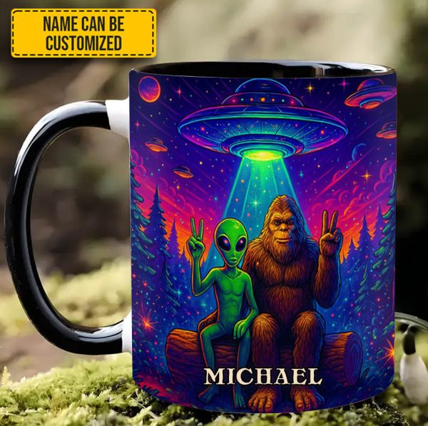 Intergalactic Buddies – Personalized Bigfoot & Alien Accent Mug