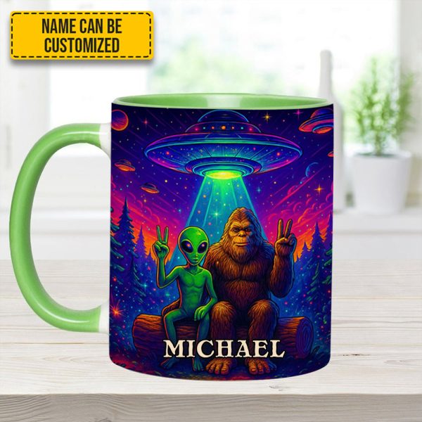 Intergalactic Buddies – Personalized Bigfoot & Alien Accent Mug