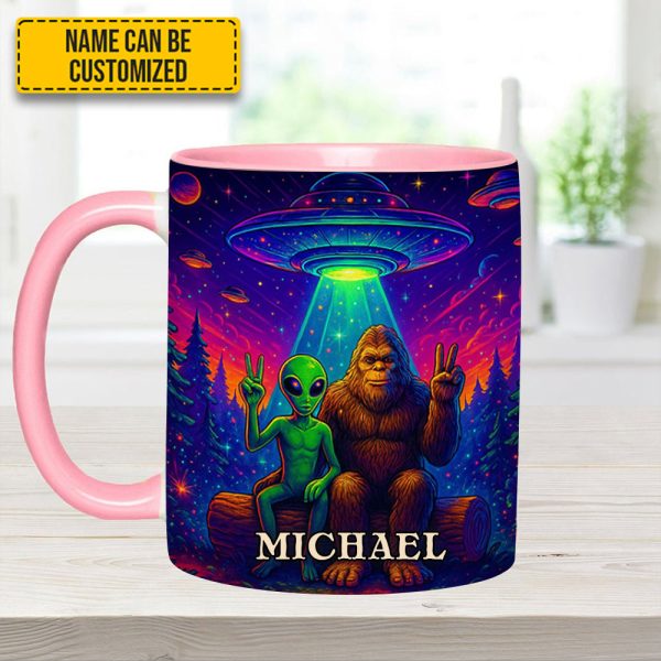 Intergalactic Buddies – Personalized Bigfoot & Alien Accent Mug