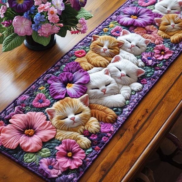 Cozy Catnap Quilted Table Runner