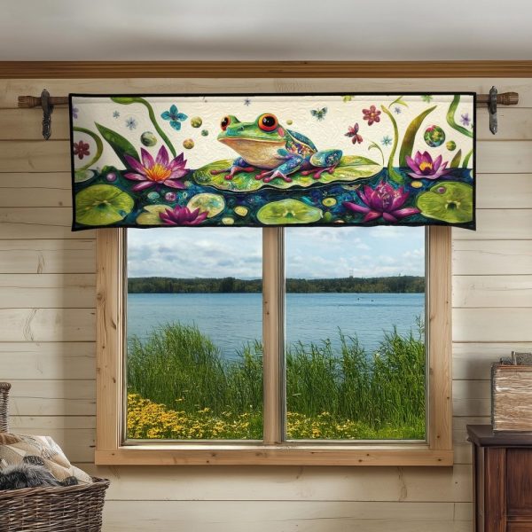 Fantasy Amphibia Quilted Valance