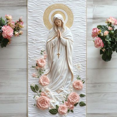 Gentle Queen Quilted Table Runner