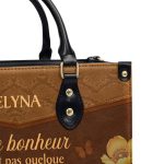 Le Bonheur N’Est Pas Quelque Chose De Prêt À L’Emploi - Personalized Leather Handbag Sb603