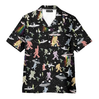 Alien & Bigfoot Funny Ufo Abduction Sci-Fi Party Hawaiian Shirt